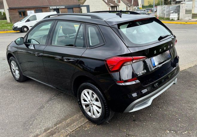 Skoda Kamiq BUSINESS 1.0 TSI 110CV BVA7 01/2023 1750 Noir Mtallis de 2023