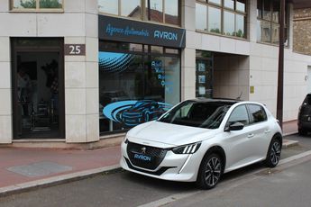 Voir détails -Peugeot 208 (2) 1.5 BLUEHDI 100 S&S GT LINE 5P à Enghien-les-Bains (95)