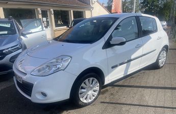 Voir détails -Renault Clio III 1.5 DCI 75CH EXPRESSION CLIM ECO 5P à Alenon (61)