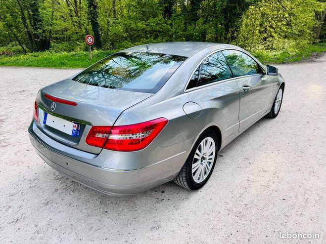 Mercedes Classe C Coupe Sport e 220 2.2 cdi 165 bva avantg Gris de 2011