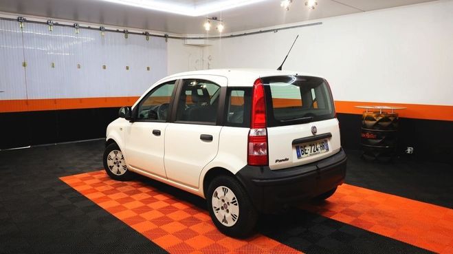 Fiat Panda 1.2 8V 69CH TEAM II EURO5 Blanc de 2010