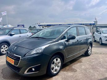  Voir détails -Peugeot 5008 1.6 HDI 115CH STYLE 7 PLACES / DISTRI OK à Berck (62)