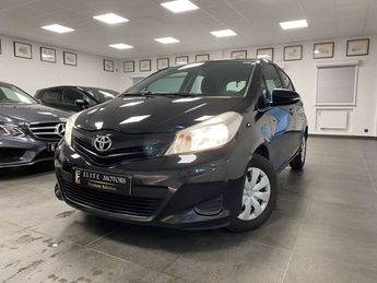  Voir détails -Toyota Yaris 1.0i VVT-i Dynamic 1erMAIN- CARNET- ETAT à Sambreville (50)