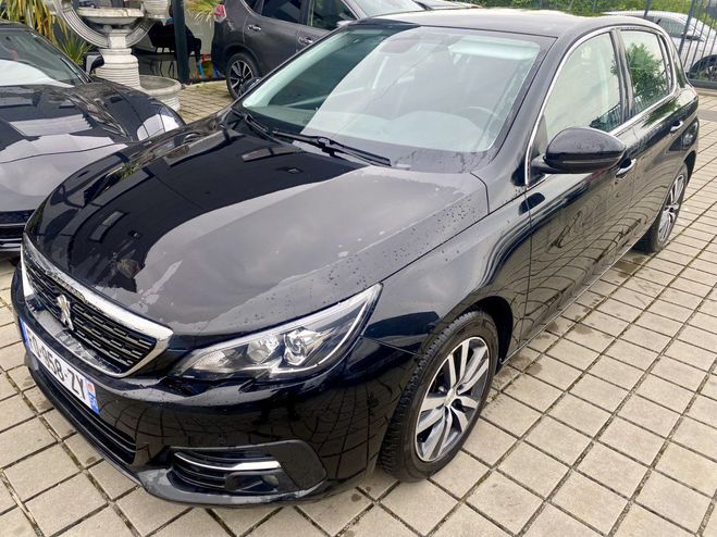 Peugeot 308 1.5 BLUE HDI 130 ch Lion Bleu Marine Métallisé de 2018