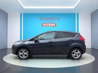  Voir détails -Ford Fiesta 1.4 Titanium 97 CH BVM 5 DISTRI OK à Tours (37)