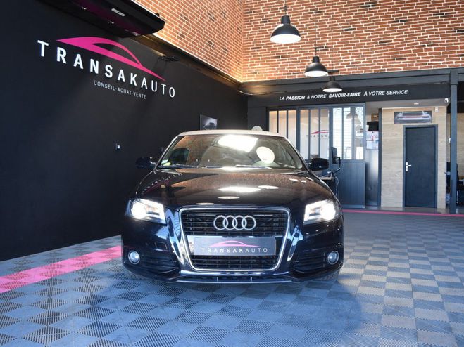 Audi A3 CABRIOLET 1.6 TDI 105 DPF S Line Noir de 2011