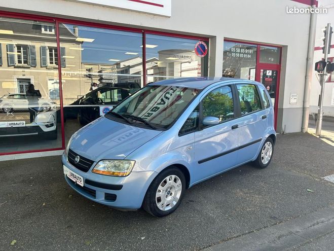 Fiat Idea 1.4 95CH Bleu de 2005