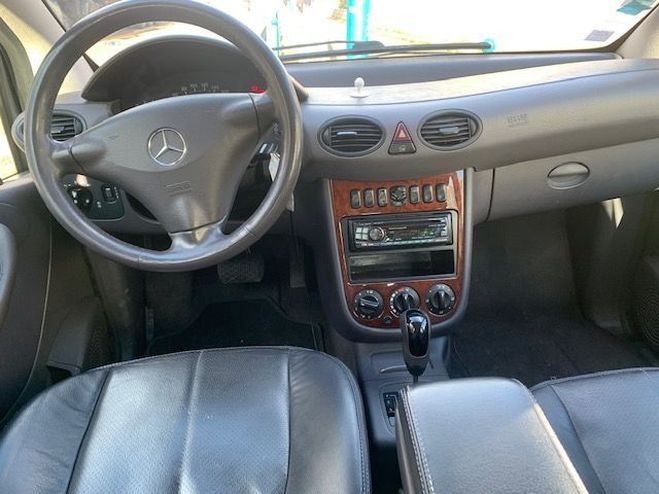 Mercedes Classe A 170 CDI AVANTGARDE BA GRIS F de 2004
