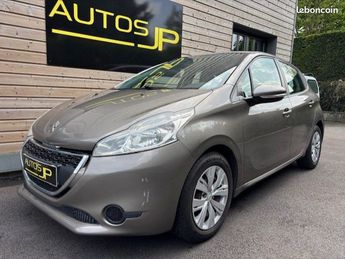  Voir détails -Peugeot 208 1.4 hdi fap 68 active 5p à Pierrelaye (95)