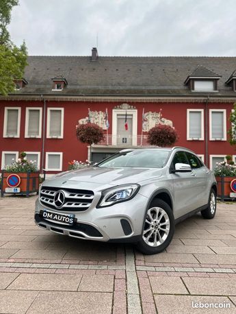  Voir détails -Mercedes Classe GLA Classe 200d 4matic 2018 bva à Wittelsheim (68)