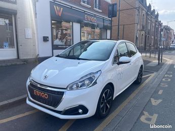  Voir détails -Peugeot 208 GENERATION-I 1.2 80 ALLURE S TOIT PANORA à Amiens (80)