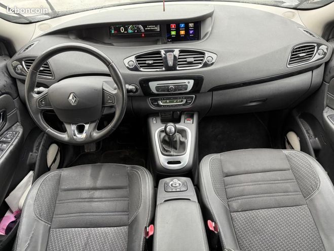 Renault Scenic 1.2 TCE 130CH ENERGY BOSE EDITION PREMIE Gris de 2016