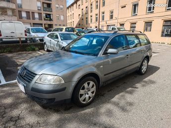  Voir détails -Volkswagen Passat Break 1.9 TDI 130ch Confort à Grenoble (38)