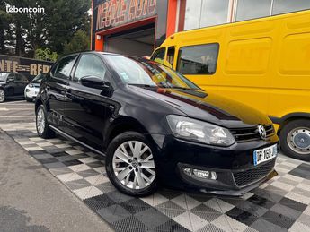  Voir détails -Volkswagen Polo 1.2 60CH LIFE 5P à Morsang-sur-Orge (91)