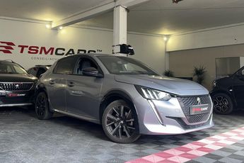  Voir détails -Peugeot 208 1.2i PureTech 12V S&S - 100 II 2019 BERL à Cannes (06)