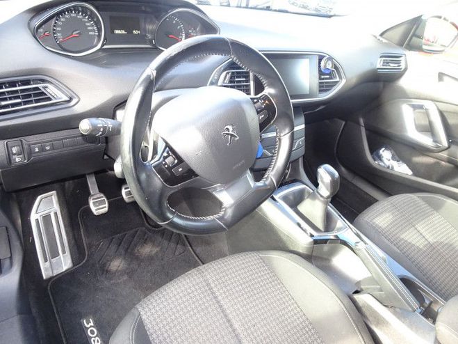 Peugeot 308 1.2 PURETECH 110CH STYLE S&S 5P NOIR de 2017