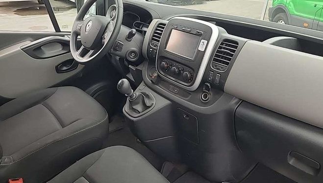 Renault Trafic FOURGON L2H2 1.6 DCI 125 GRAND CONFORT 3 Vert Clair de 2018