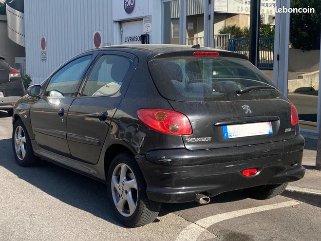 Peugeot 206 1.6 HDI 110CH TRENDY Noir de 2006