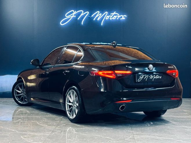 Alfa romeo Giulia Alpha 2.2 JTD 150 ch Super AT8 GARANTIE  Noir de 2017