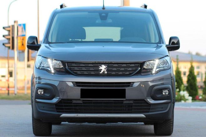 Peugeot Rifter Standard 1.5 BlueHDI S&S - 130 COMBI GT gris platinium de 2021