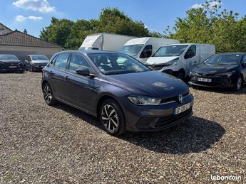  Voir détails -Volkswagen Polo 1.0 TSI 95ch Life Plus Historique d'entr à  Les Pavillons-sous-Bois (93)