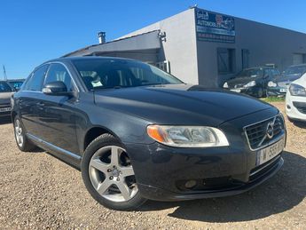 Voir détails -Volvo S80 Berline 2.4 D5 205 SUMMUM * GPS * CUIR à Uckange (57)