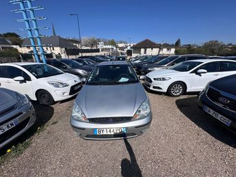  Voir détails -Ford Focus COUPE 1.8 TDCi - 100 Ambiente Pack à vreux (27)