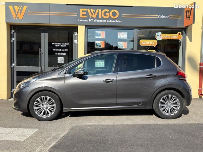 Peugeot 208 GENERATION-I 1.2 PURETECH 110 ALLURE COU Gris de 2018
