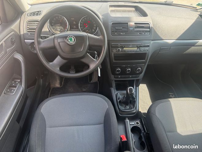 Skoda Yeti 2.0 TDI 110 CR Active 4x4 Marron de 2011