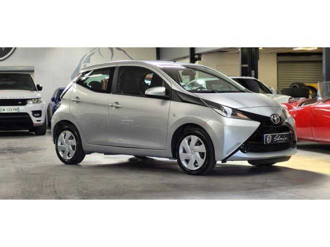 Toyota Aygo 1.0 VVT-i Stop&Start II 2014 x-play PHAS GRIS CLAIR de 2016