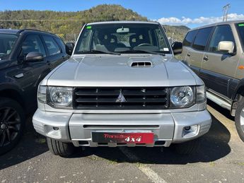  Voir détails -Mitsubishi Pajero 2.5 TD CLASSIC à Murat (15)