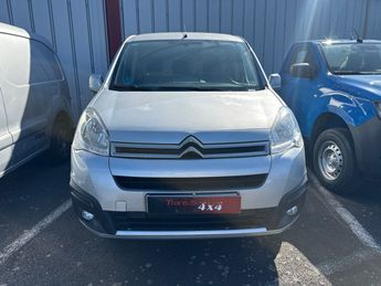  Voir détails -Peugeot Dangel BERLINGO 1.6 HDI TREK à Murat (15)