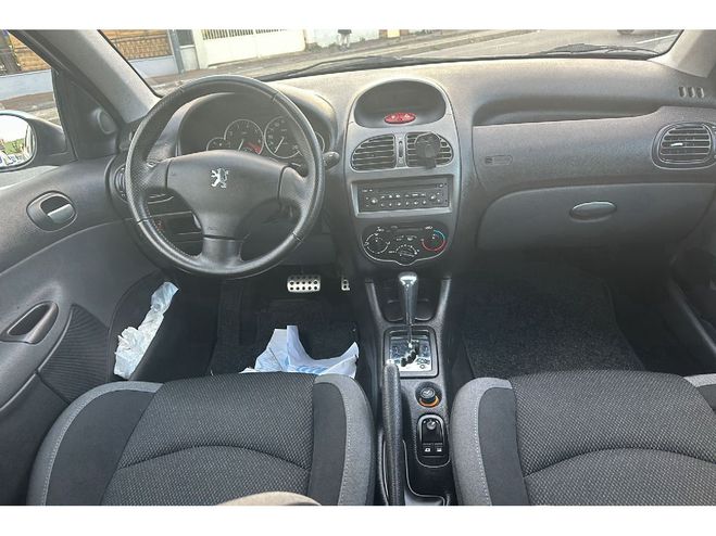 Peugeot 206 1.6e 16v Executive BVA Bleu clair de 2006