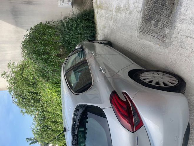 Peugeot 208 1.6 HDI BUSINESS  de 2015
