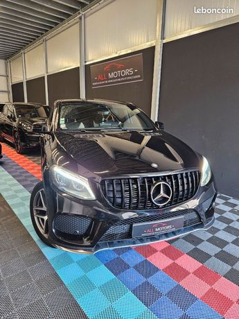  Voir détails -Mercedes GLE Coup 350d 4 matic 258ch boite automatiq à Lieusaint (77)