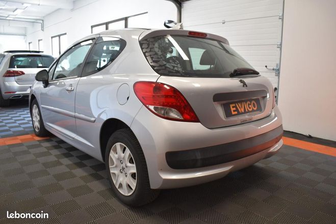 Peugeot 207 1.4 73ch PACK SONO JBL PIONEER GARANTIE  Gris de 2011