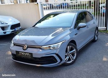  Voir détails -Volkswagen Golf viii 1.5 tsi 150 cv r-line à  La Roche-sur-Yon (85)