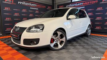  Voir détails -Volkswagen Golf 5 gti 2.0 tfsi 200cv garantie 6 mois à Cappelle-la-Grande (59)