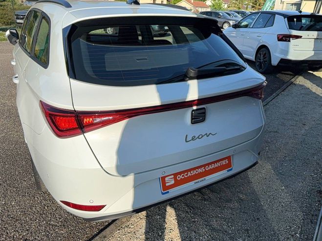 Seat Leon SPORTSTOURER 2.0 TDI 150 DSG7 Business Blanc de 2024