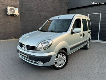  Voir détails -Renault Kangoo 1.5 dci 70cv 5 places GARANTIE à Fretin (59)
