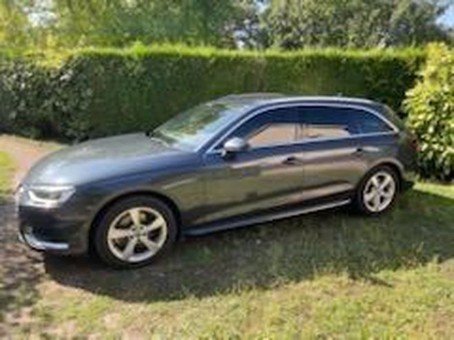 Audi A4 Avant 40 TFSI 190CH DESIGN S TRONIC 7 Anthracite de 2019