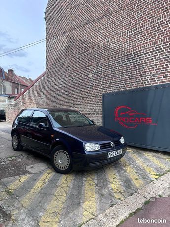  Voir détails -Volkswagen Golf VW 4 1,9 TDI 90Ch BVA à Douai (59)