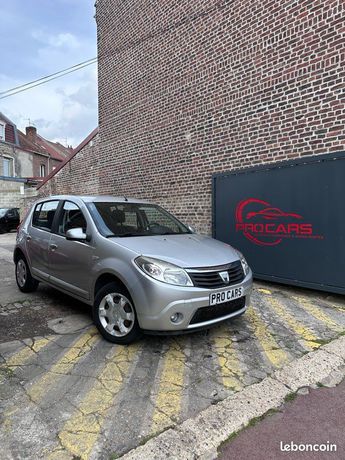  Voir détails -Dacia Sandero 1,5 dCi 90Ch à Douai (59)