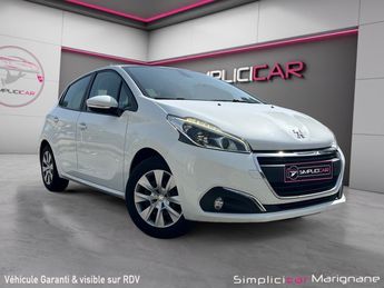  Voir détails -Peugeot 208 1.2l 82ch BVM5 Style / DISTRIBUTION NEUV à Vitrolles (13)