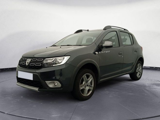 Dacia Sandero 0.9 TCE 90CH STEPWAY/ 1 ERE MAIN / CRITA Gris F de 2019