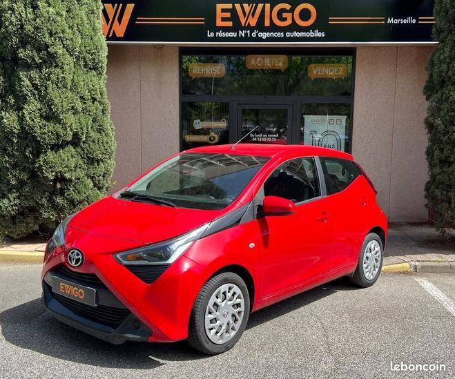 Toyota Aygo 1.0 VVT-i 70 CH DESIGN 5P Rouge de 2021