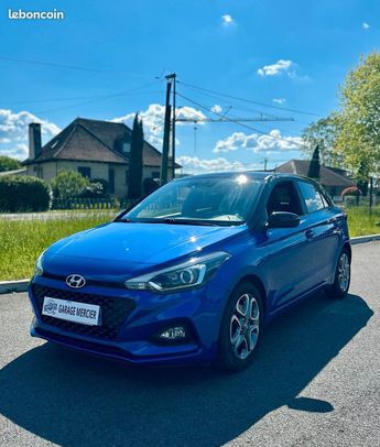  Voir détails -Hyundai I20 II 1.0 GDI 100ch à Saint-Pantalon-de-Larche (19)