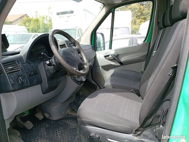 Mercedes Sprinter 516 CDI 163 cv L2H2 Anne 2014 Vert de 2014