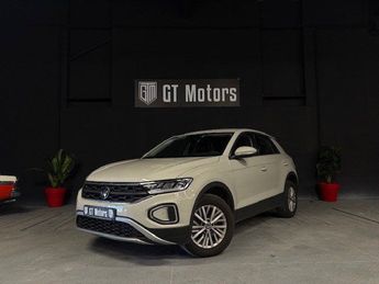  Voir détails -Volkswagen T Roc 1.0 TSI 116CH LIFE PLUS à Royan (17)