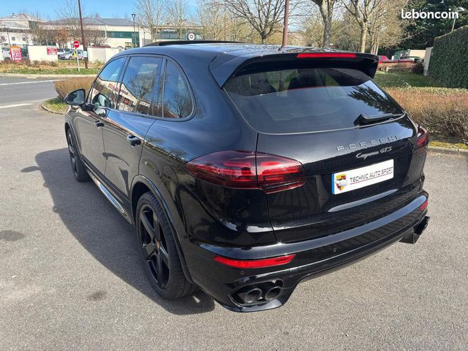 Porsche Cayenne GTS 440CV Noir de 2016